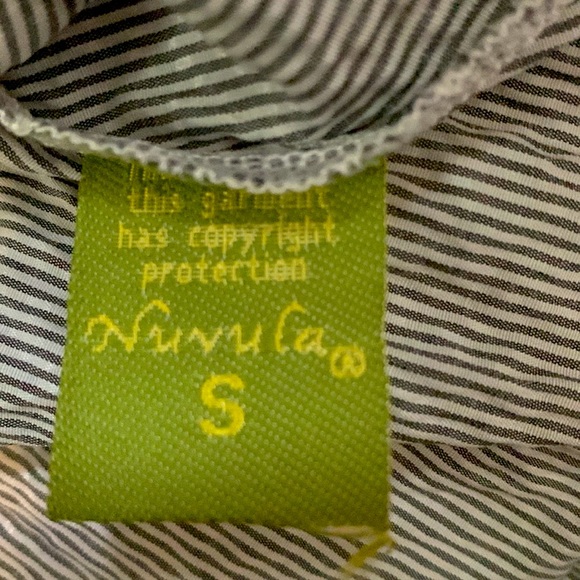 Funky grey stripe on silvery material high waisted asymmetrical skirt Small - Picture 8 of 16